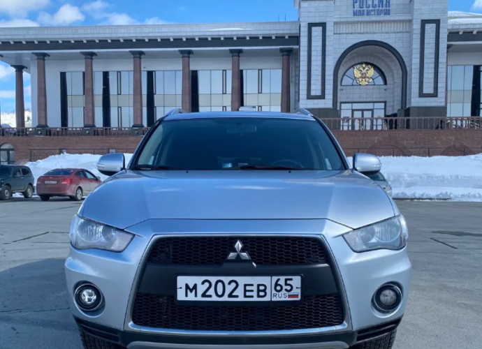 Mitsubishi Outlander, 2010