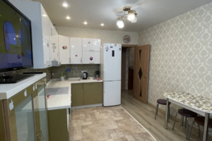 Продаётся 2-комн. квартира, 62 м²