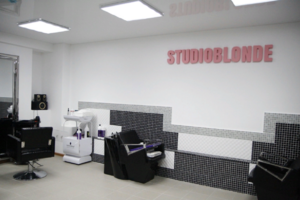 Studioblonde