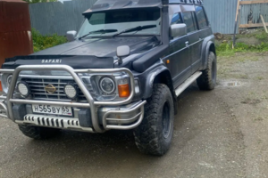 Nissan Другая, 1996
