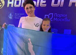 Юная певица из Поронайска Мия Сер победила во всероссийском конкурсе Новые огни
