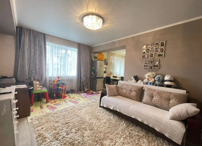 Продаётся 2-комн. квартира, 67 м²