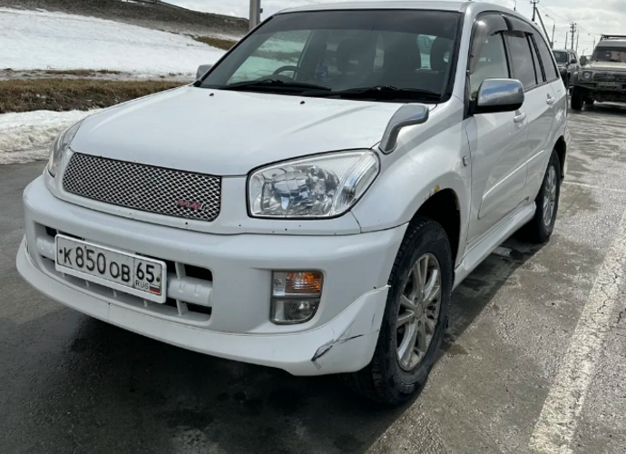 Toyota RAV4, 2001