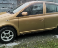 Toyota Vitz, 2000