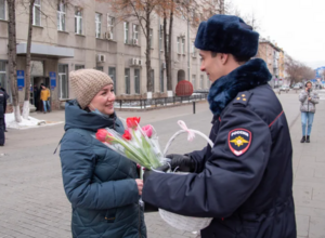 Сахалинские полицейские проводят оперативно-цветочные мероприятия