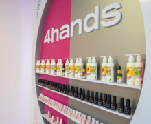 4 hands