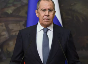 Лавров проводит переговоры с главой МИД Казахстана
