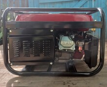 Генератор  бензиновый / миниэлектростанция  Honda  EG5500CXS.