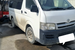 Toyota Hiace, 2006