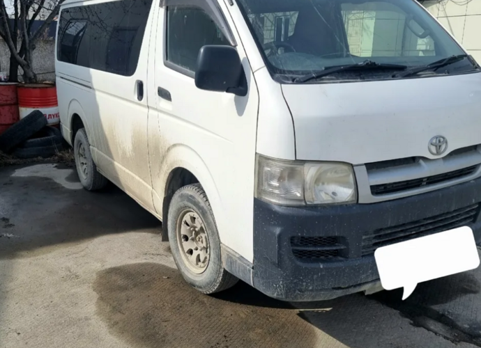 Toyota Hiace, 2006